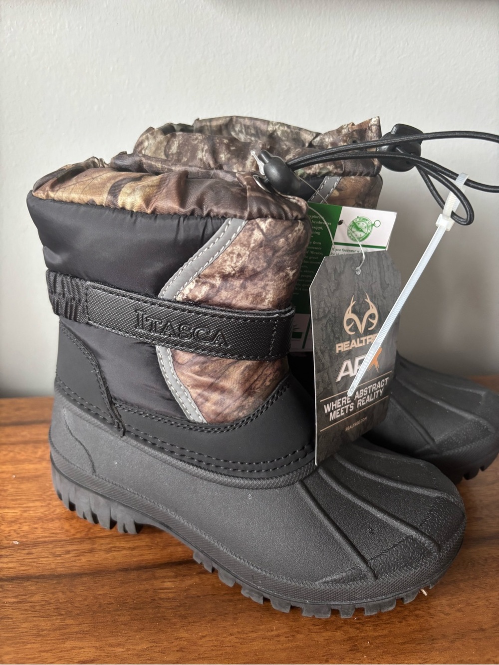 Itasca Sonoma Kids Snow Explorer Winter Boots Camo Black Size 12 Little Kid NWT